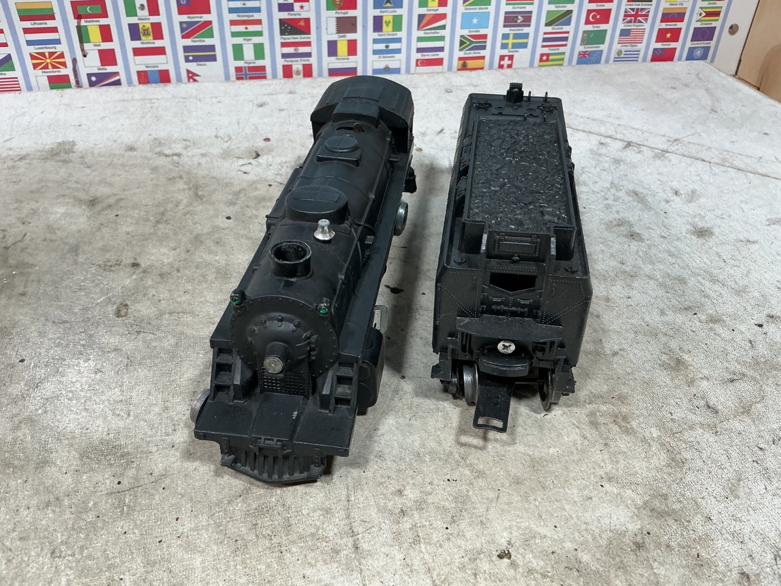 Lionel Set No. 1084 – Steam Engine 8042 SET – 4 freight cars 027
