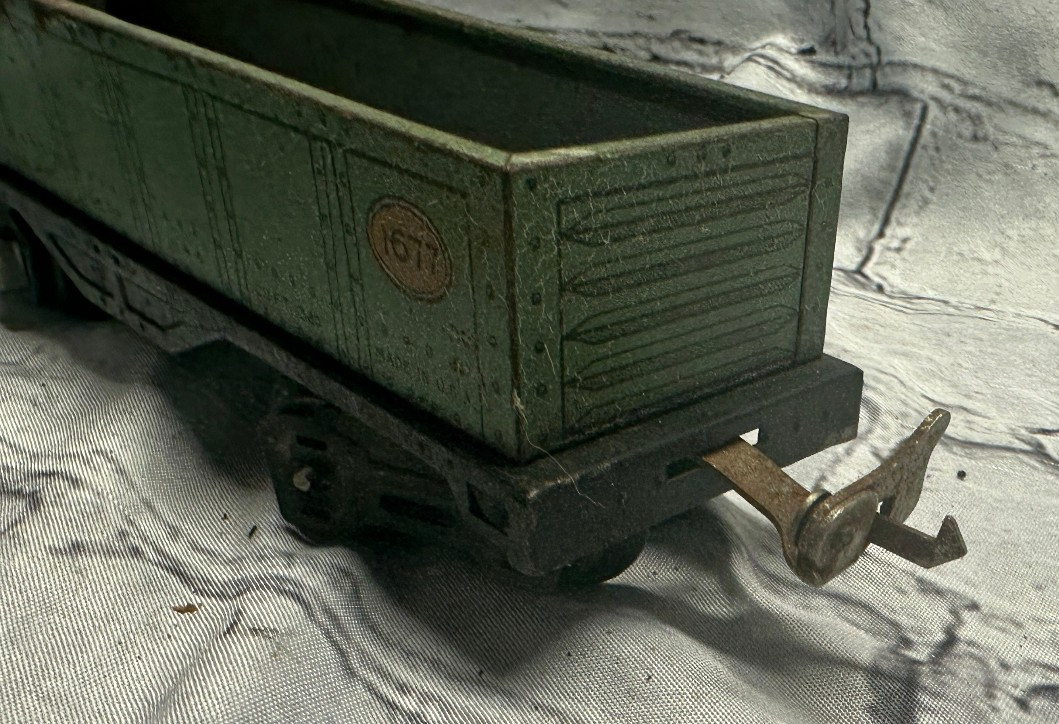 Vintage Lionel Lines Prewar No. 512 Green Gondola Standard Gauge Tinplate Train