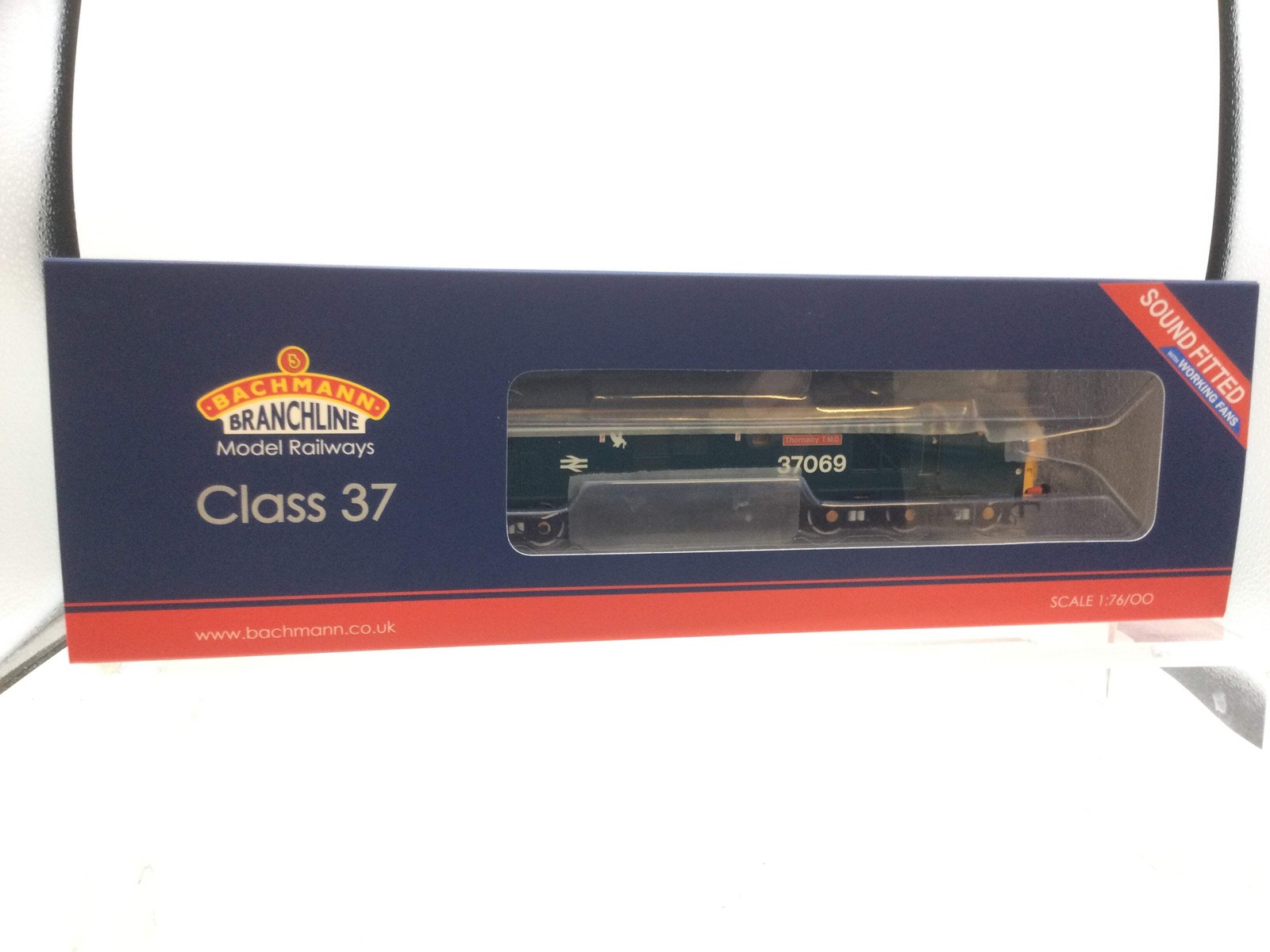 Bachmann 35-312SFX OO Gauge Class 37 37069 Thornaby TMD BR Blue DCC SOUND DELUXE