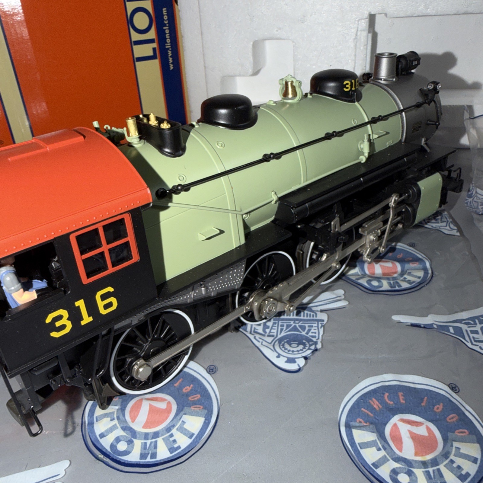 Lionel Trains, 2131120, Texas & Pacific LEGACY 4-6-0 Steam Engine, Near Mint!