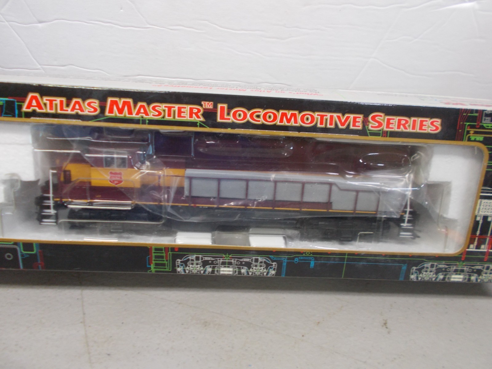 ATLAS MASTER # 9723~WISCONSIN CENTRAL GP-40 LOCOMOTIVE # 3007 WITH DCC~HO SCALE