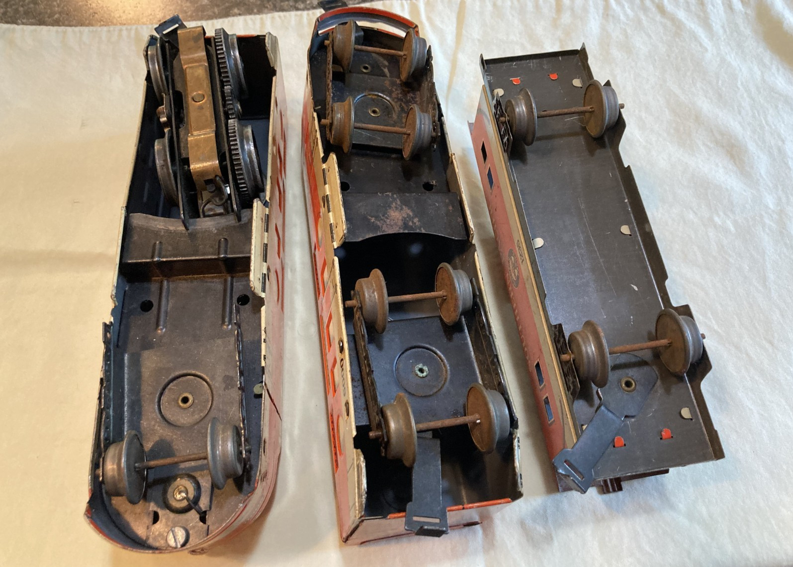 Marx O Gauge Southern Pacific 6000 A & B Units & Caboose #1235