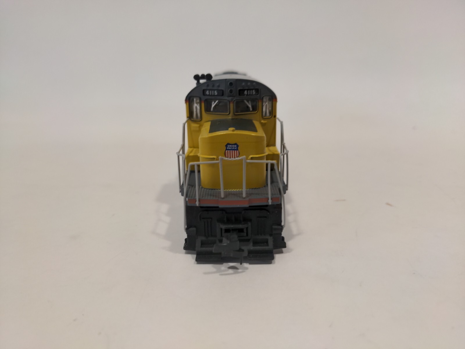 Rivarossi HO Union Pacific Alco C-420 Diesel Locomotive #4115