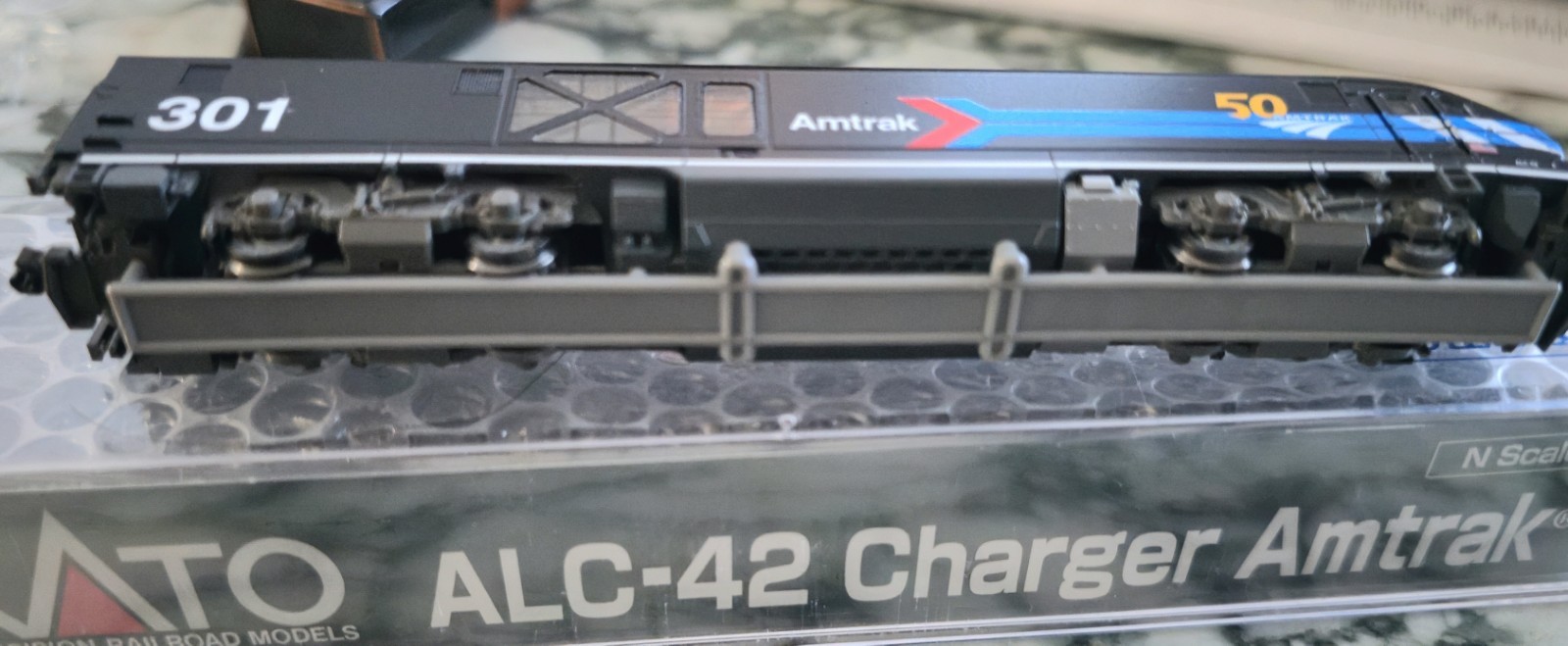 New N-Scale Kato ALC-42 Charger 176-5060 Amtrak Day One #301 DCC and Sound Ready