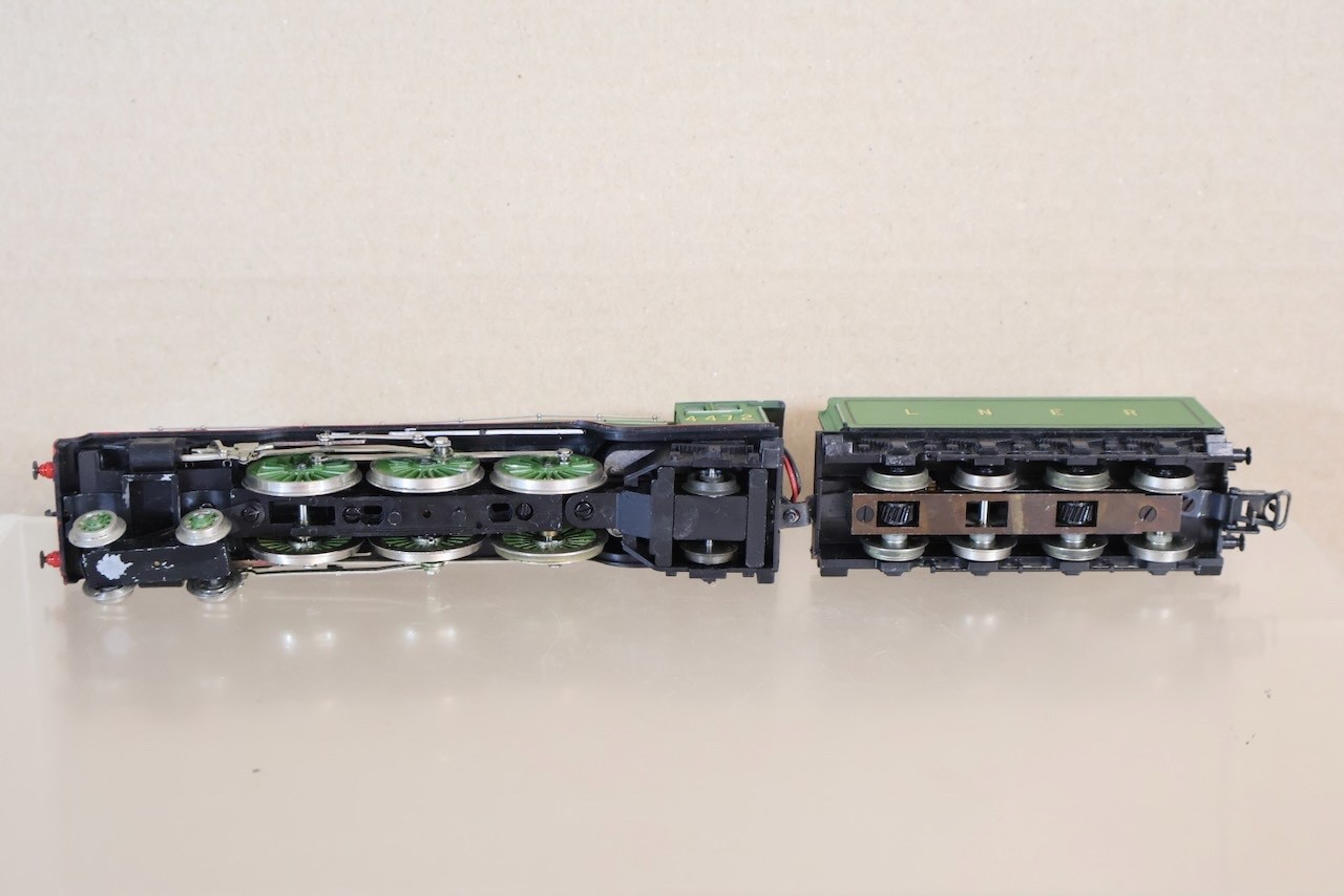 TRIX LILIPUT 1180 REPAIR LNER 4-6-2 CLASS A3 LOCOMOTIVE 4472 FLYING SCOTSMAN op