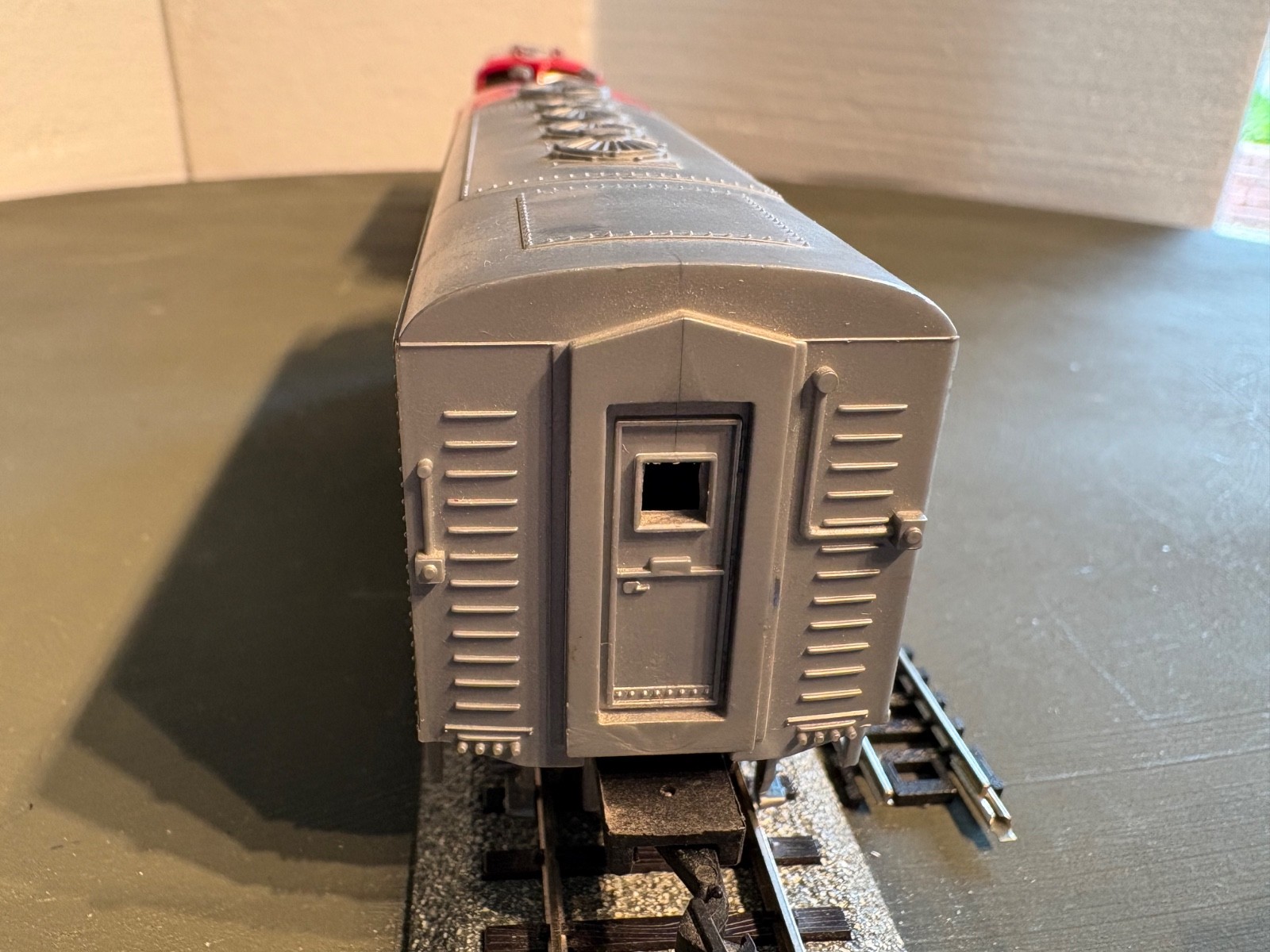 Mechanics Special: 2 HO Santa Fe F7A #307 Locomotives (26-727)