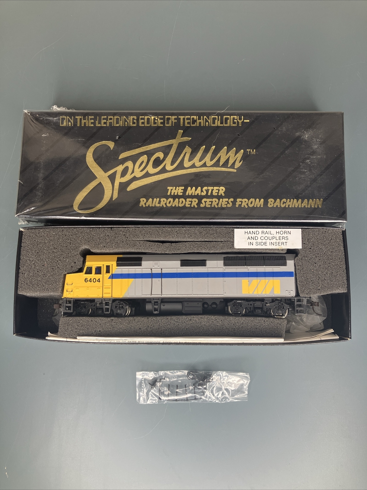 Bachmann Spectrum 87021 EMD F40H Diesel VIA 6404