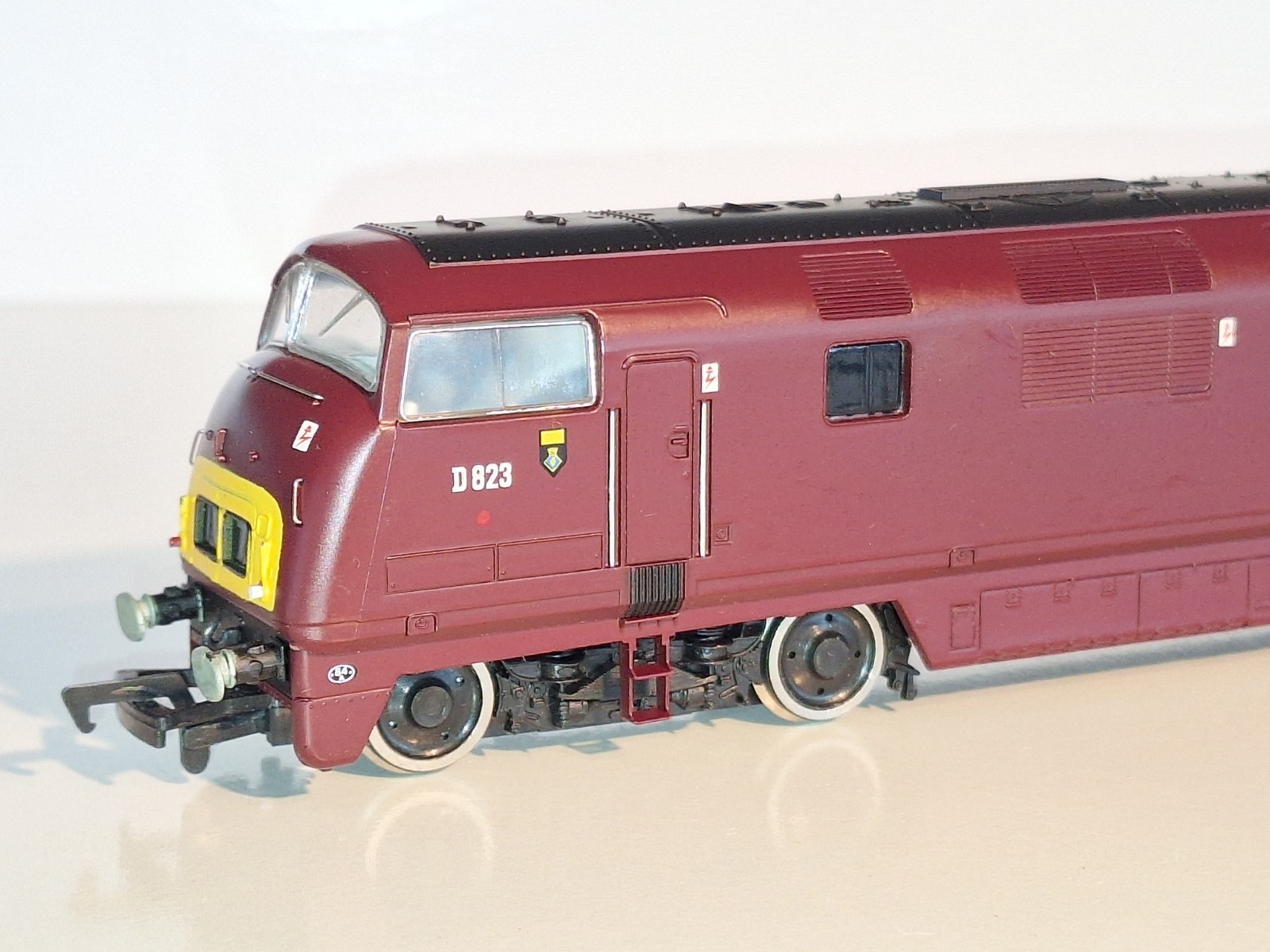 Mainline 37073 BR Diesel Loco. New Old Stock. Mint Cond.2 Rail DC Boxed.OO Scale