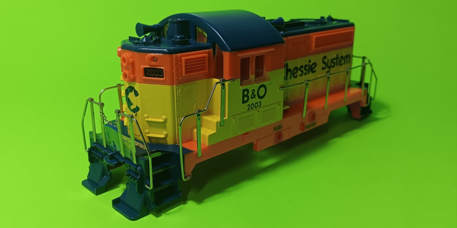 Chessie B & O NEW TRAIN ENGINE BODY BEEP SHELL O GAUGE MODEL RAILROAD LEGEND #2