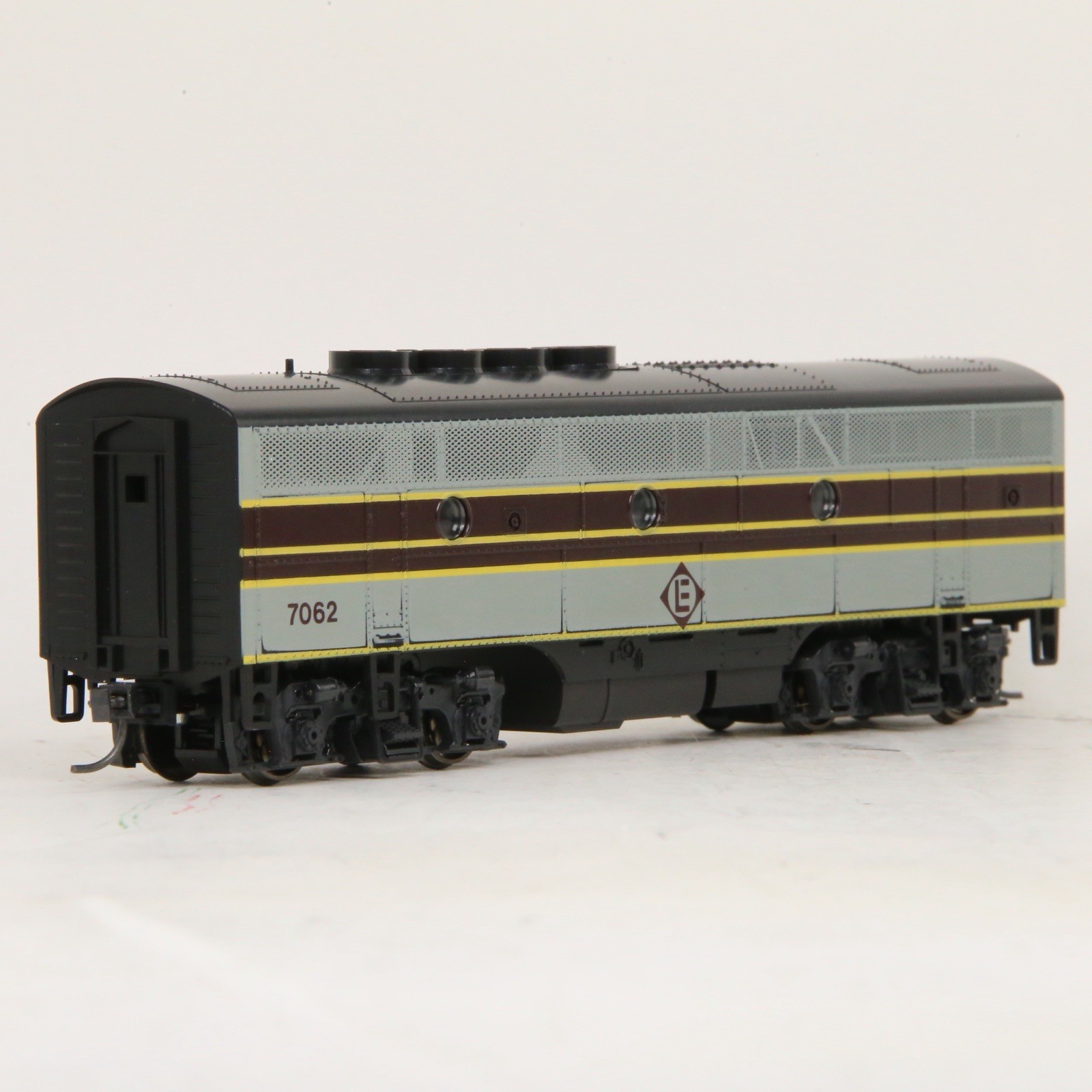 Stewart HO Erie Lackawanna EL #7062 F3B DC Powered