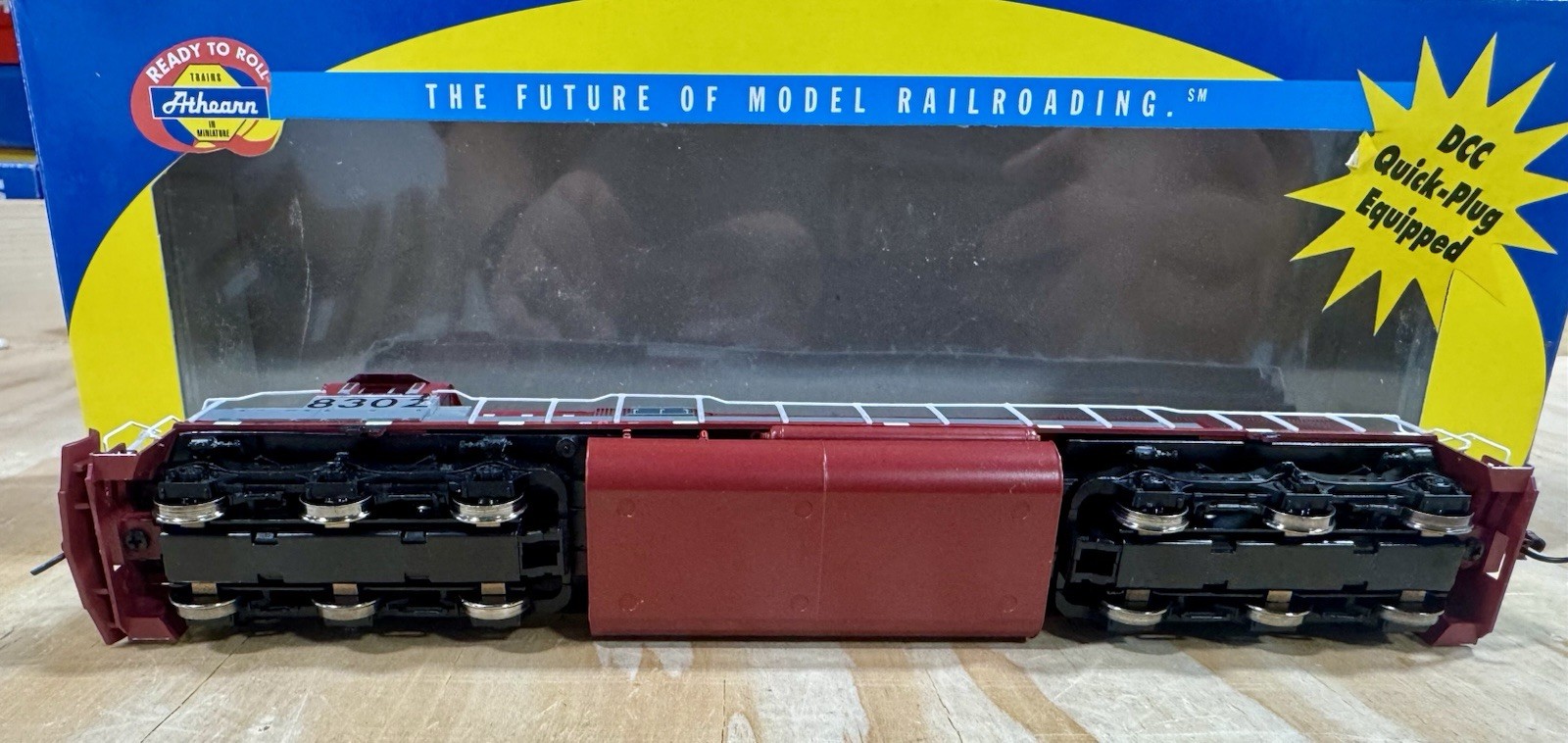 Athearn 91681 HO EMD Lease SD-60 Road Number 8302 New! DCC Ready