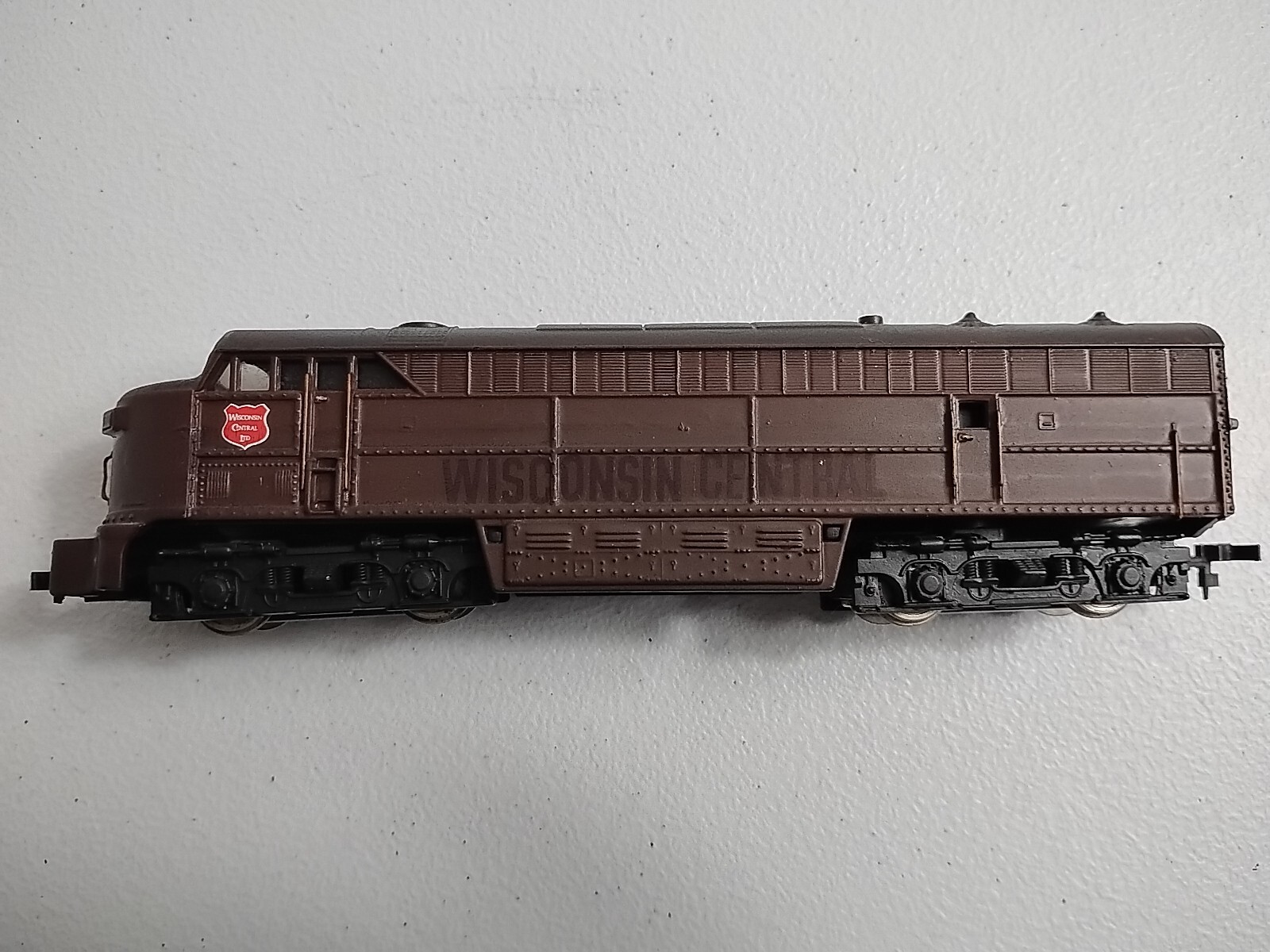 Vintage HO Wisconsin Central Locomotive AHM