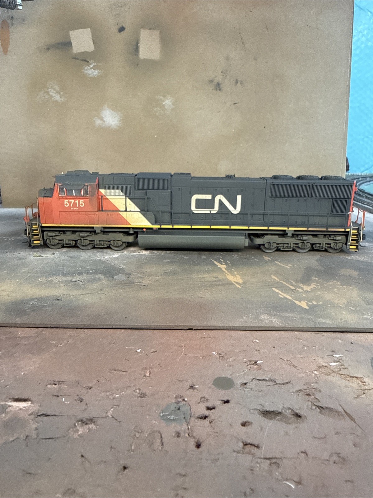 Ho Scale Custom Weathered Walthers CN EMD SD75I DCC Sound With Added Details