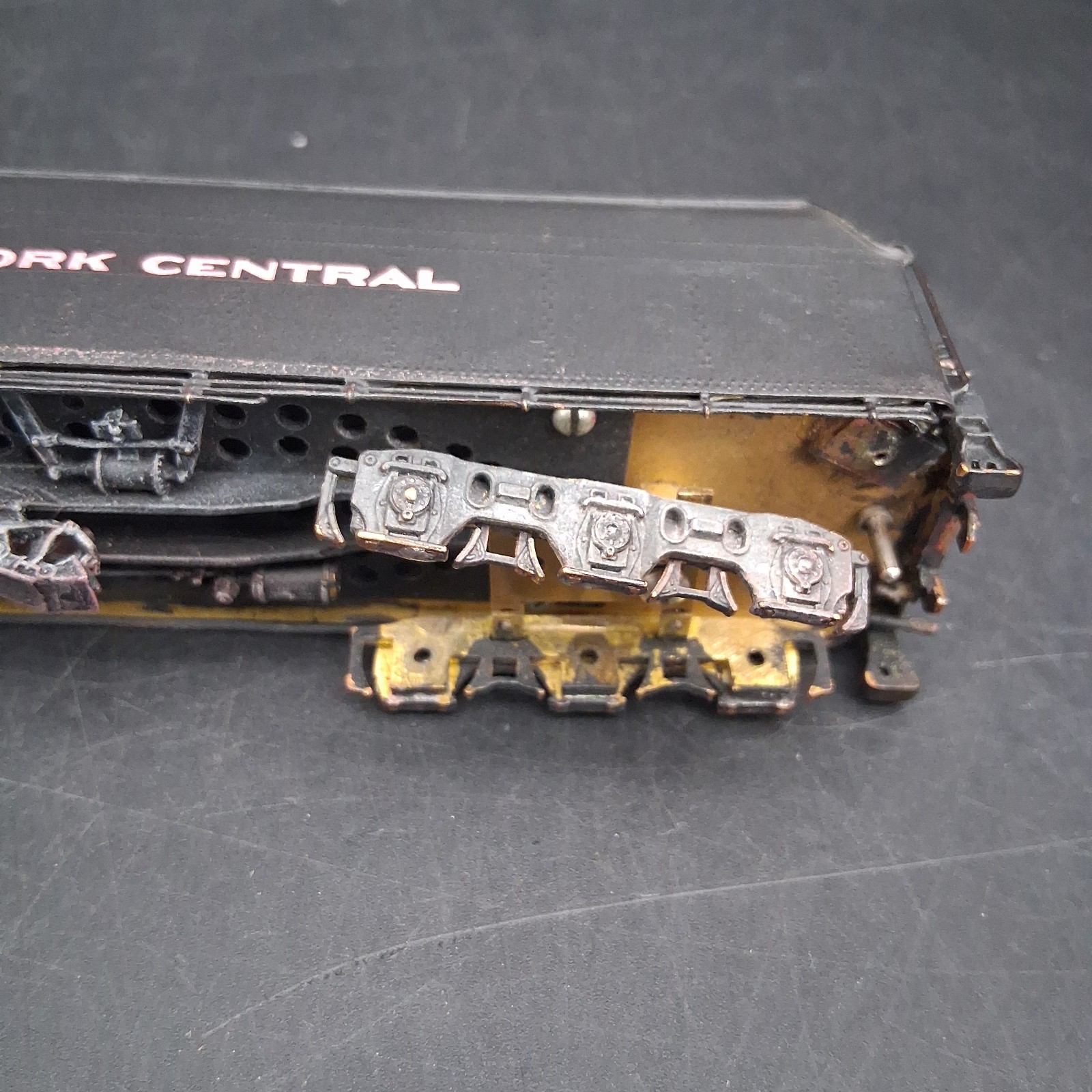 (B) Key Imports HO Gauge Brass New York Central NYC L-4b 4-8-2 Mohawk Samhongsa