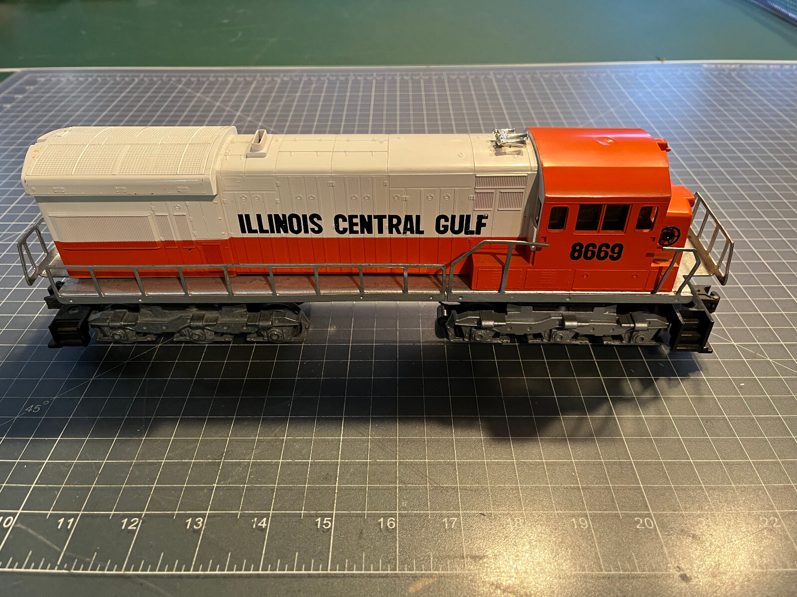 Lionel Train 8669 U36B Diesel Locomotive 8855-035 TRUCK WHEEL SET PART LOT B