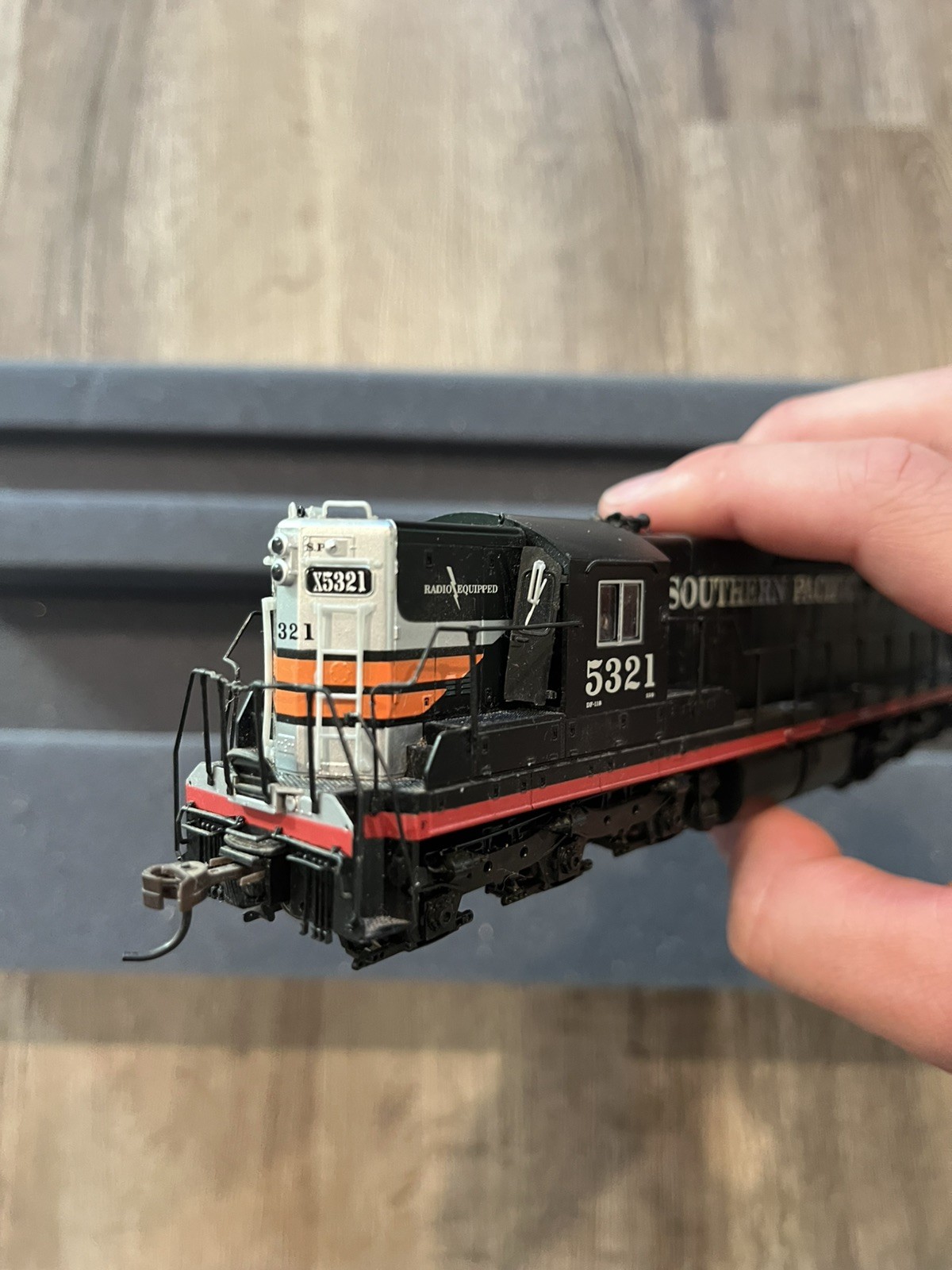 PROTO 2000 HO SOUTHERN PACIFIC SD7 5321 DCC EQUIPPED READ DESC