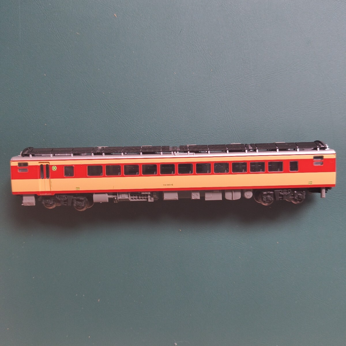 KATO Kilo 180-6 10-2017 From Kiha 181 series Hakuto 5-car set