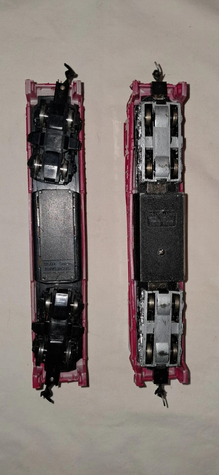 HO Bachmann Santa Fe Powered Diesel Engine #350 Both Are Used