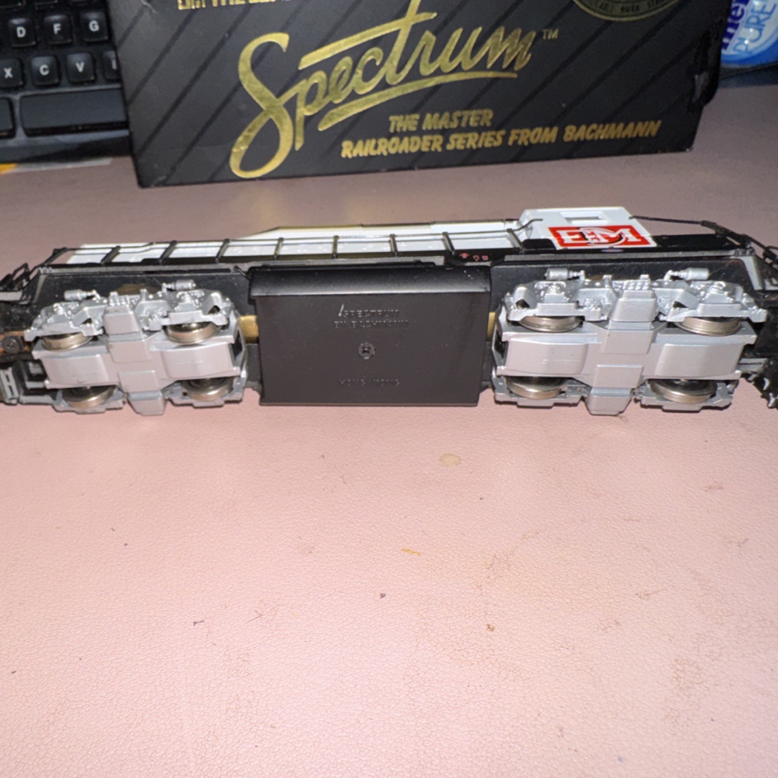Spectrum HO EMD GP30 Diesel Locomotive Demo #5639 Model Black White