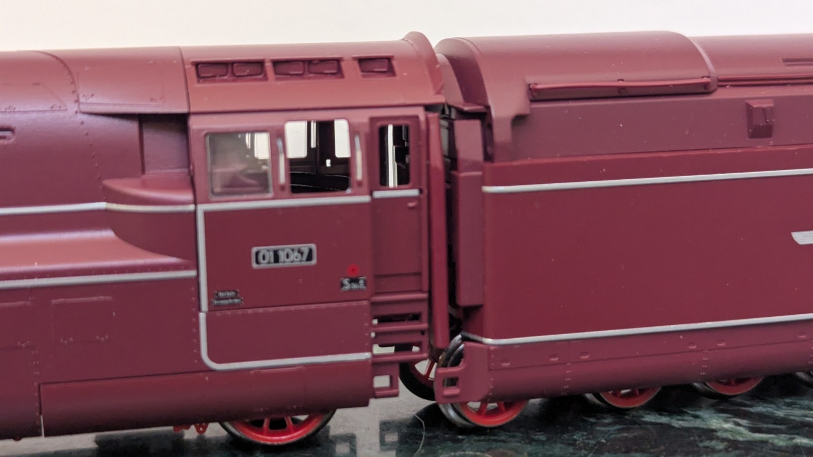 ROCO DRB Steam locomotive class 01.10 Digital AC Sound for 3R Marklin 79205 DB