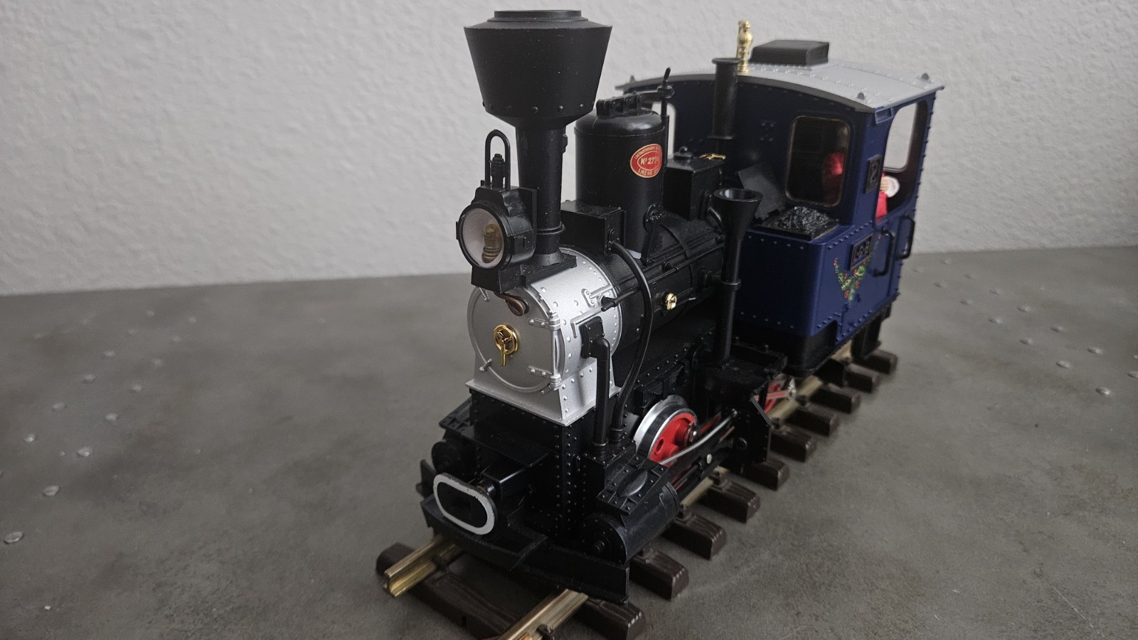 LGB LEHMANN 24201 CHRISTMAS SANTA CLAUS BLUE 0-4-0 STEAM ENGINE EXTREMELY RARE