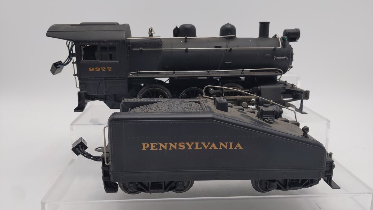 Lionel 6-18000 O Gauge Pennsylvania 0-6-0 B6 Switcher Locomotive & Tender #8977