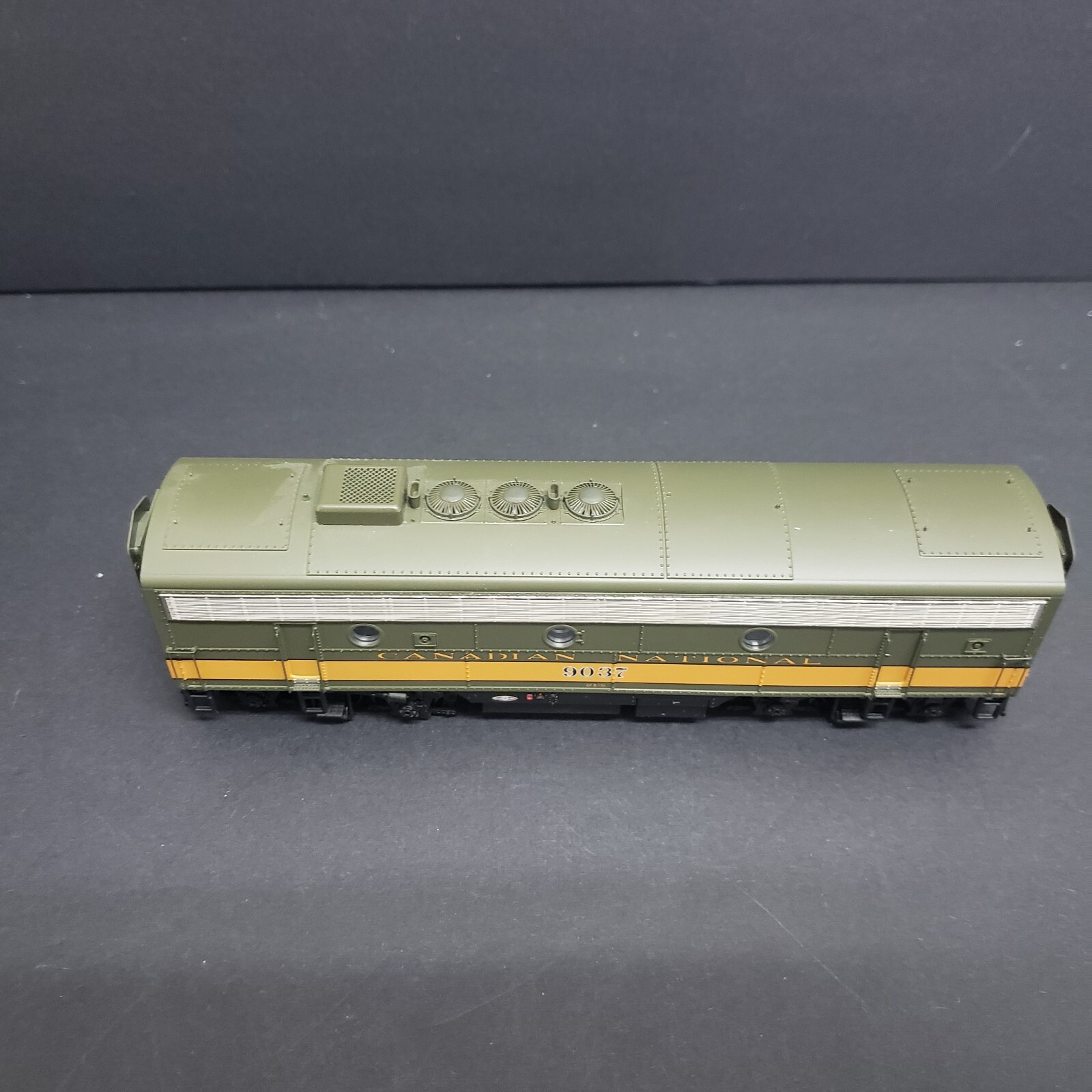 Walthers/Proto 920-40658 CNR F7A+B units #9030 & 9037 C-Liners DCC & QSI sound