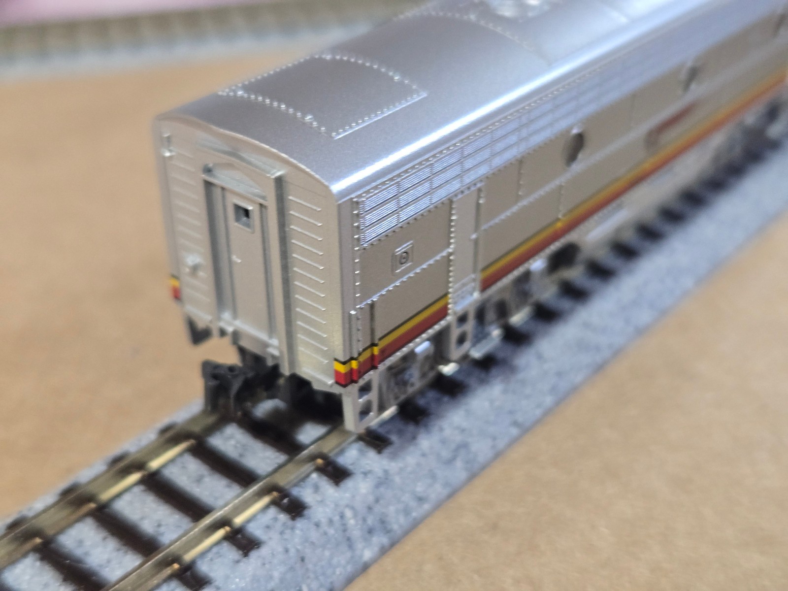 Kato N Scale Santa Fe F7B / DCC Ready