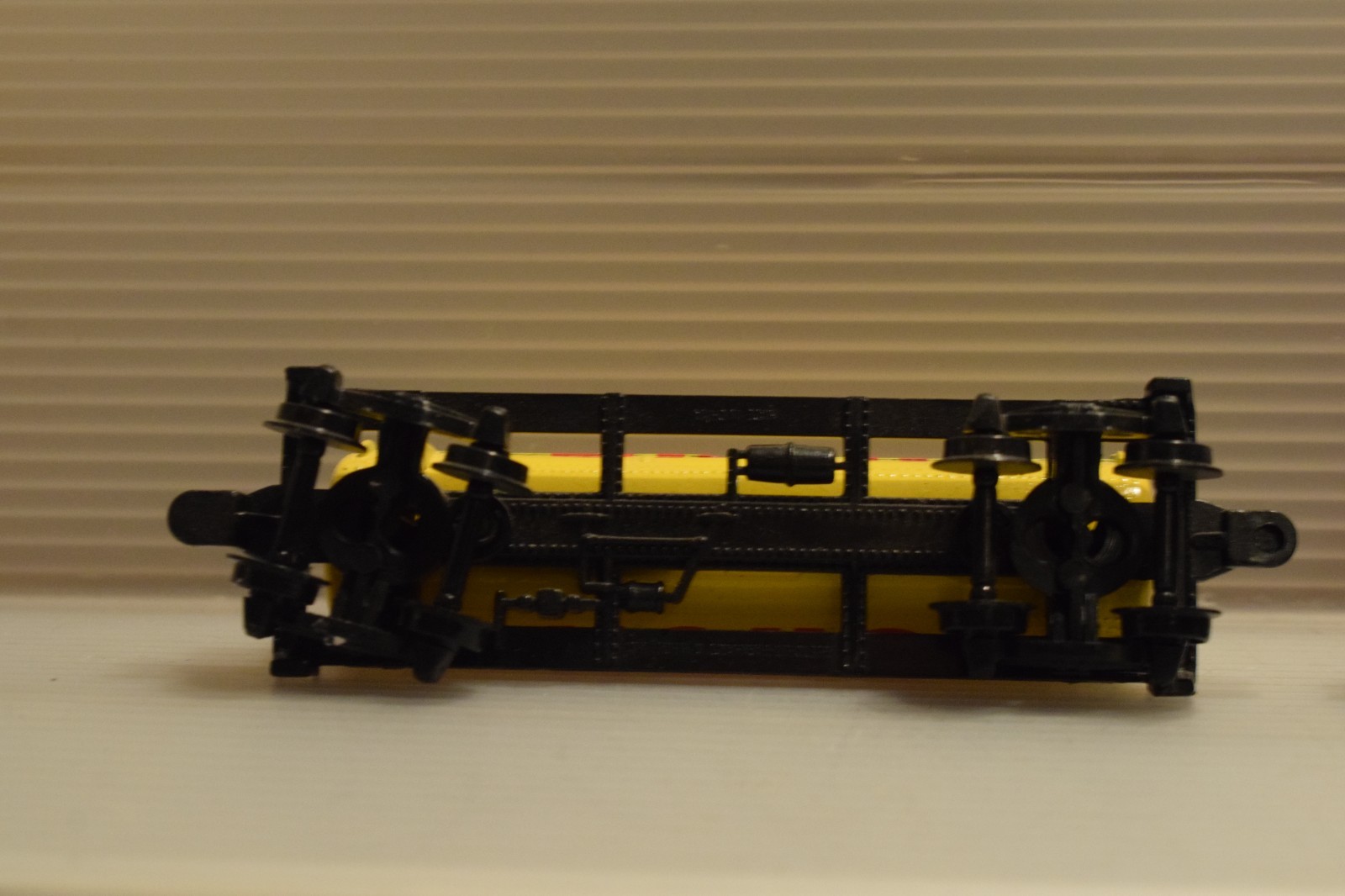 SHELL 0-8-0 STEAM LOCOMOTIVE TENDER OIL TANKER CAR CABOOSE HO GAUGE 1:120 SCALE