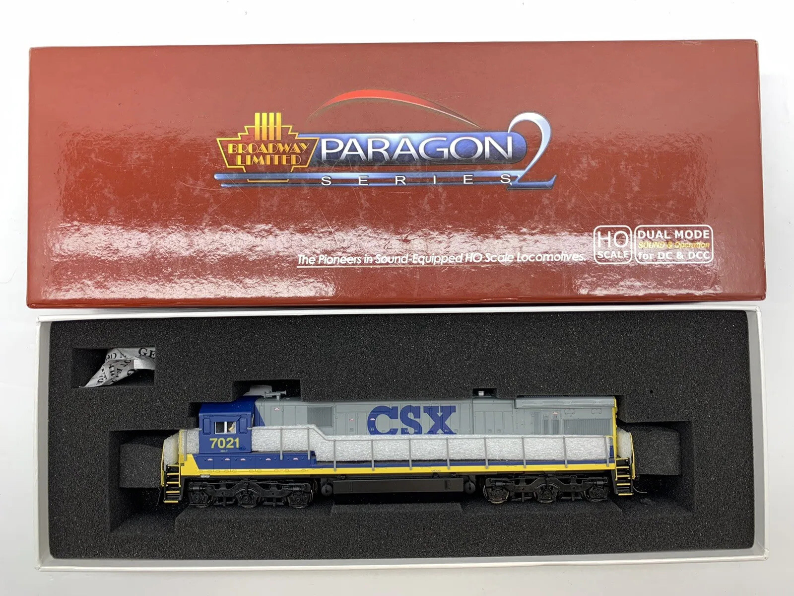 Paragon2 Broadway Limited HO #7021 CSX #2447 GE C30-7 W/ DC DCC Sound Locomotive