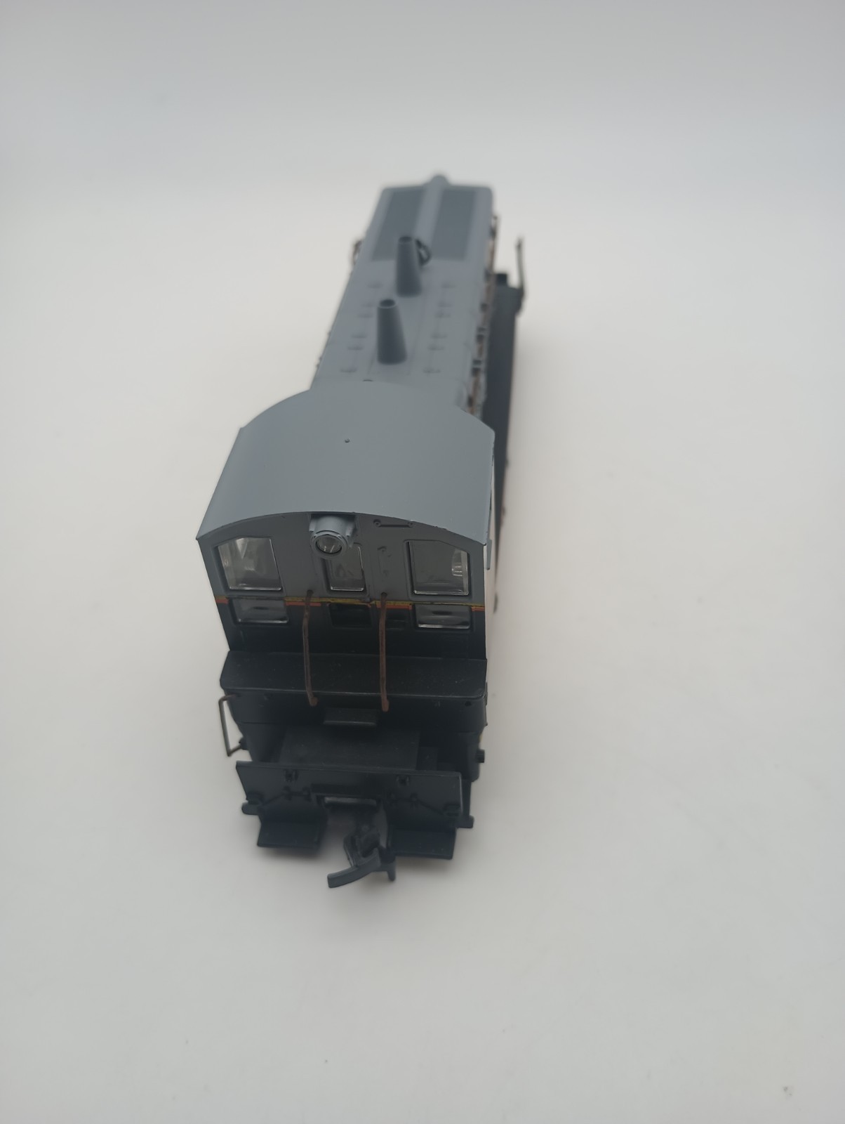 HO Athearn Burlington Route #9280 SW-1500 RTR Cow diesel locomotive