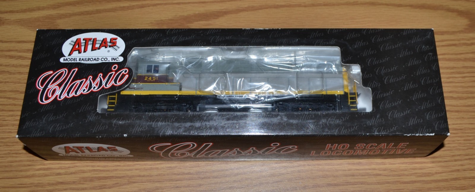 New Atlas HO Classic Erie Lackawanna C-425 #2451 – Item No. 9375