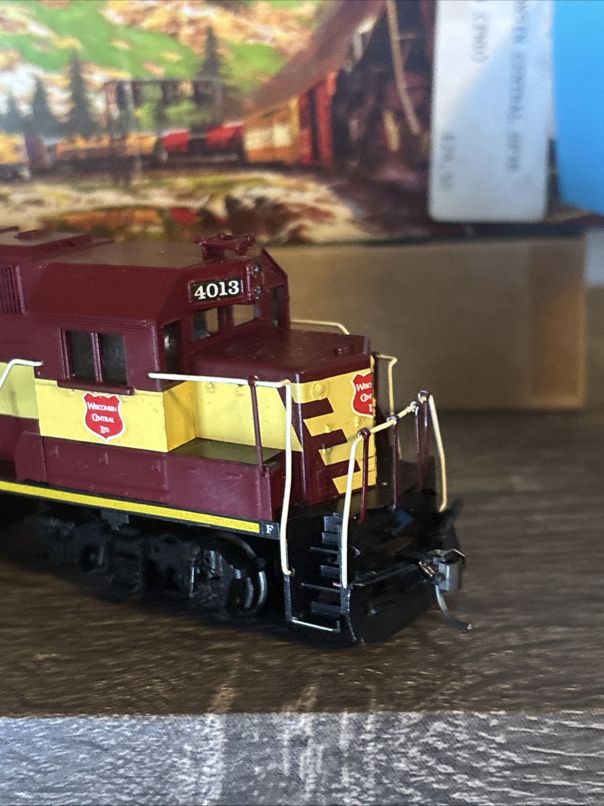 Athearn HO Wisconsin Central #4013 GP38 Diesel Engine DC In BOX PWD