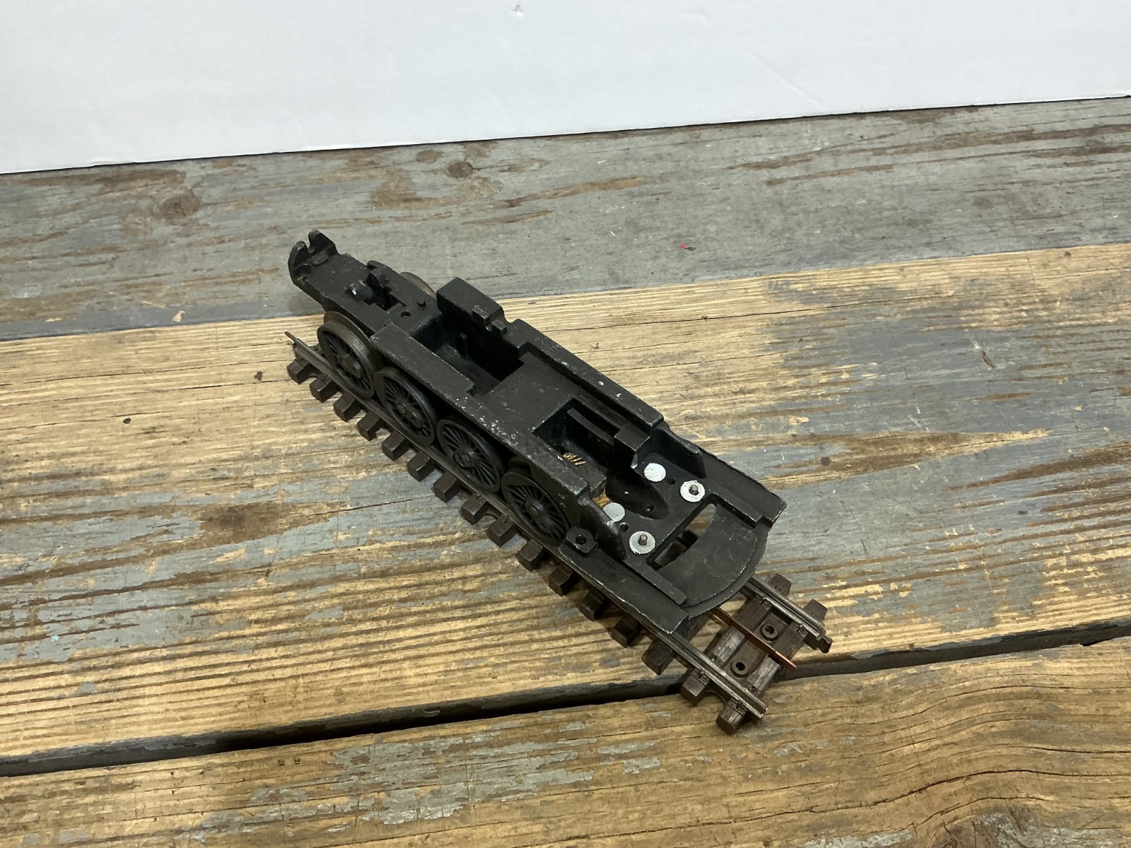 LIONEL #736 BERKSHIRE FRAME W/MAGNA TRACTION
