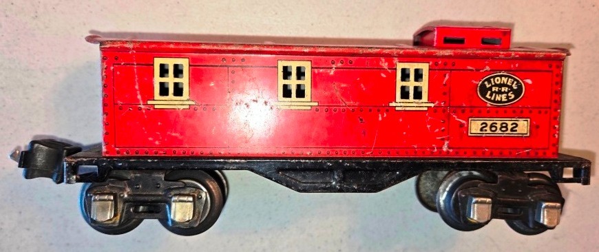 1668E Lionel PRR Locomotive Early Tin Passenger Set