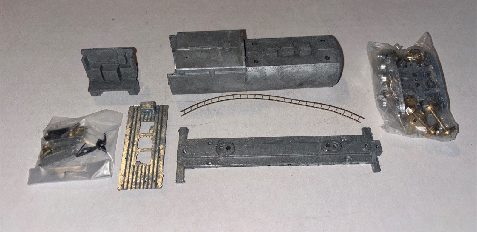 Bowser Semi-Vanderbilt HO Die Cast Tender Kit, Vandy For Steam Locomotive