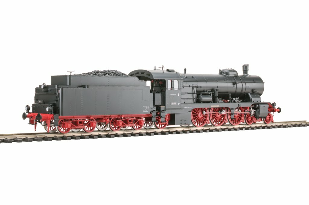 Km1 Gauge 1 BR 18.1 Steam Locomotive Various Variants for Märklin Kiss NEM New