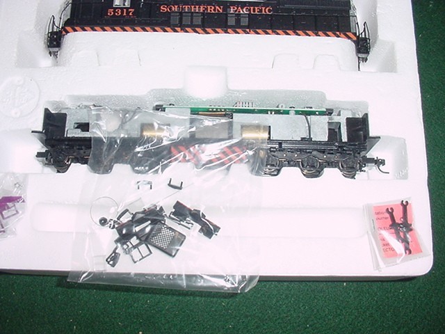 HO DCC READY Proto 2000 SP “Black Widow” EMD SD7 Diesel NIB