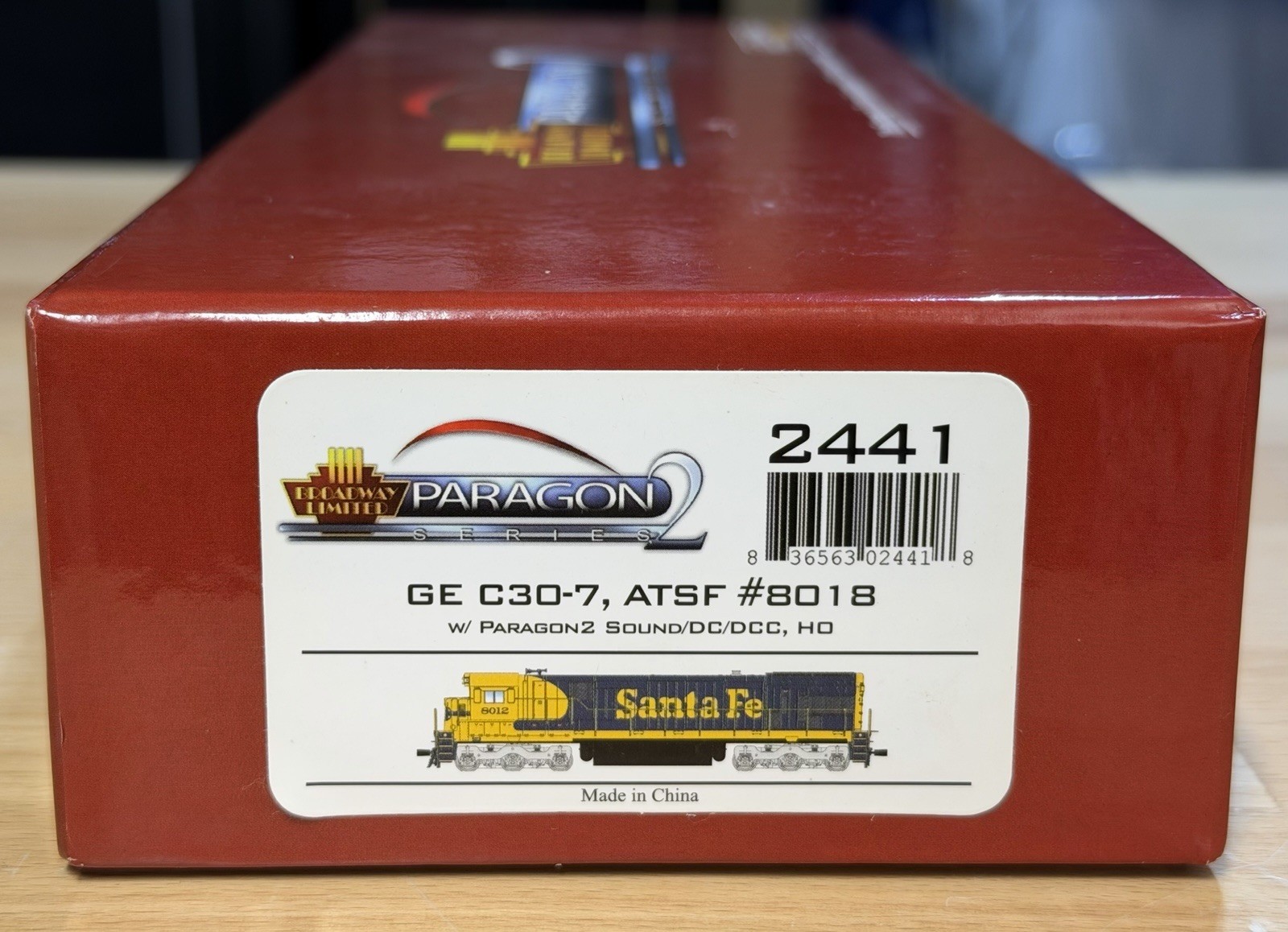Broadway 2441 HO GE C30-7 Santa Fe DCC & Paragon 2 Sound ATSF #8018