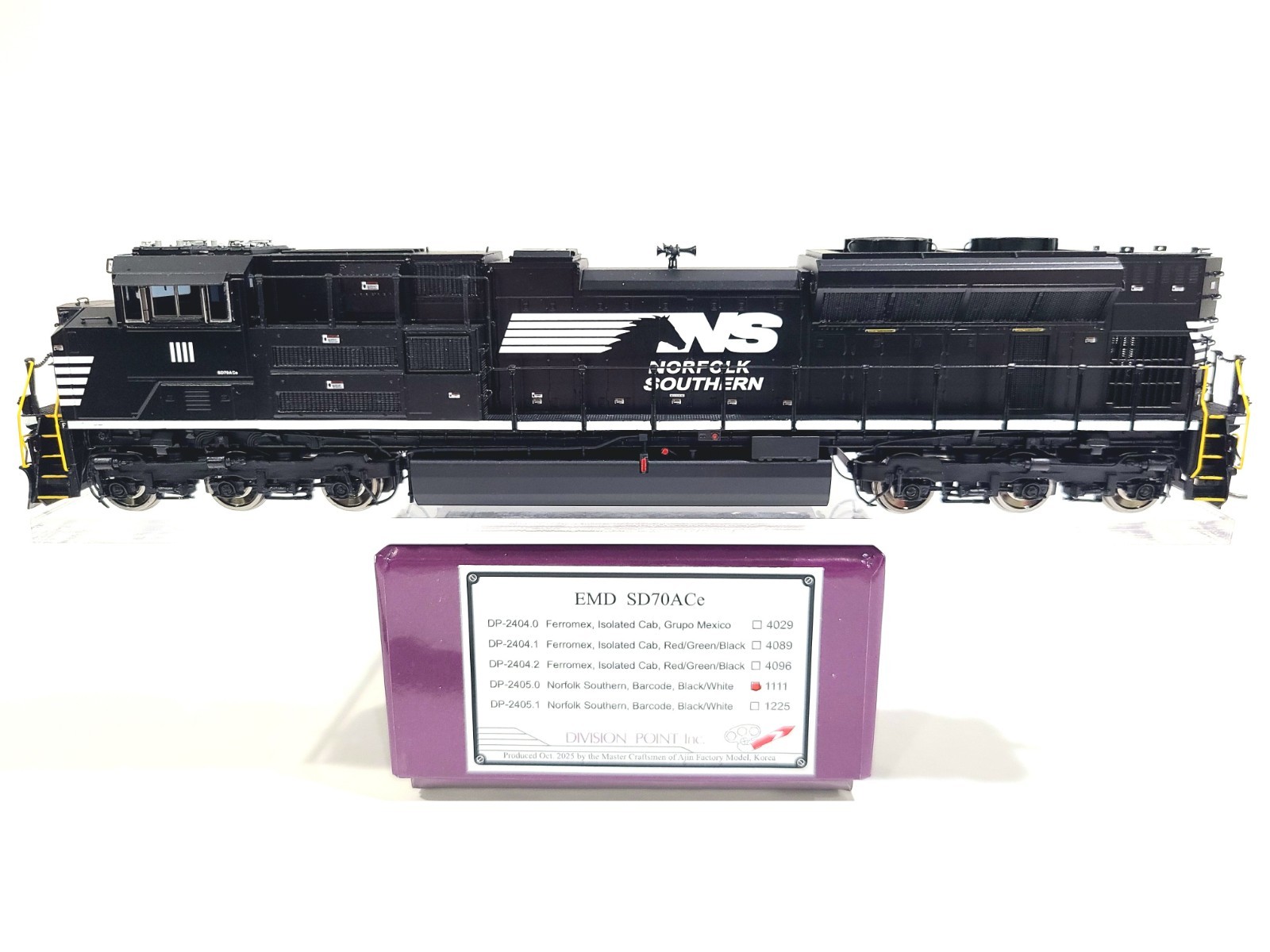 Division Point NS EMD SD70ACe Norfolk Southern #1111 HO Brass #DP-2405.0 DCC