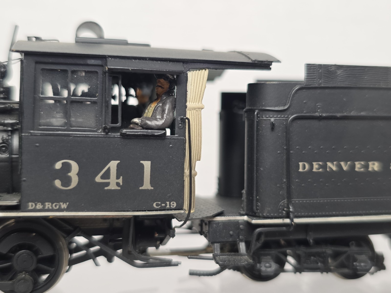 Milestone Models Sn3 Brass PBL RGS C-19 D&RGW 341 2-8-0 Steam Foreground #20/20