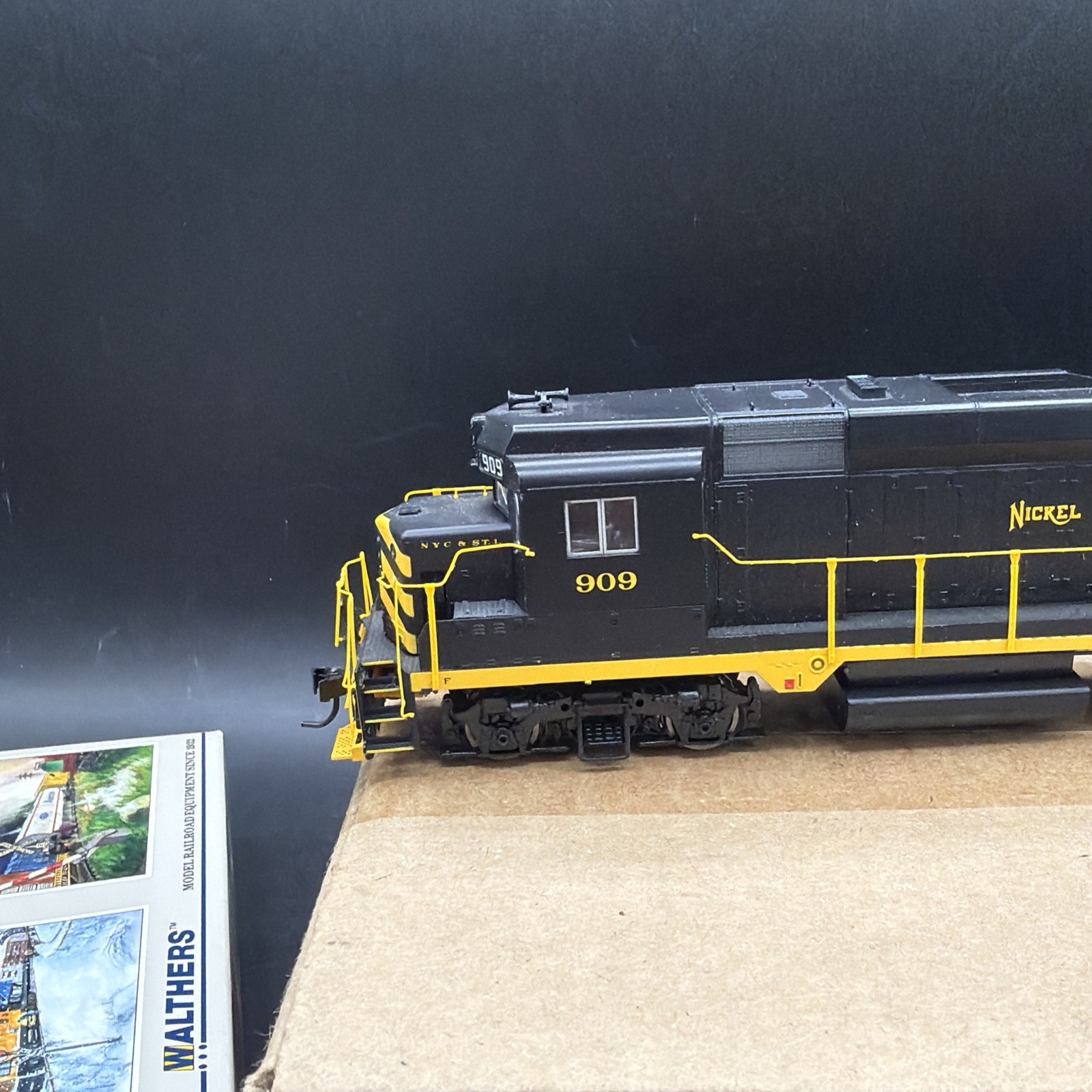 HO Proto 2000 Nickel Plate Road GP30 Diesel Locomotive #909 W/ DCC