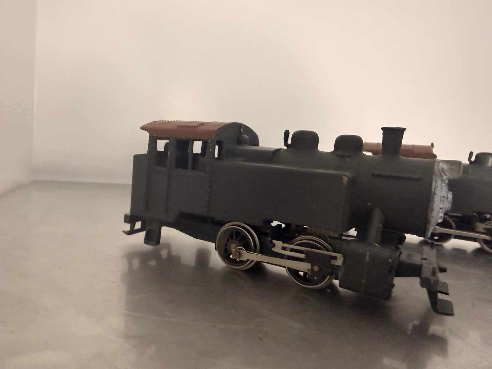 (2) Mantua Locomotives, 0-4-0 and 0-6-0. Runs well. HO Scale