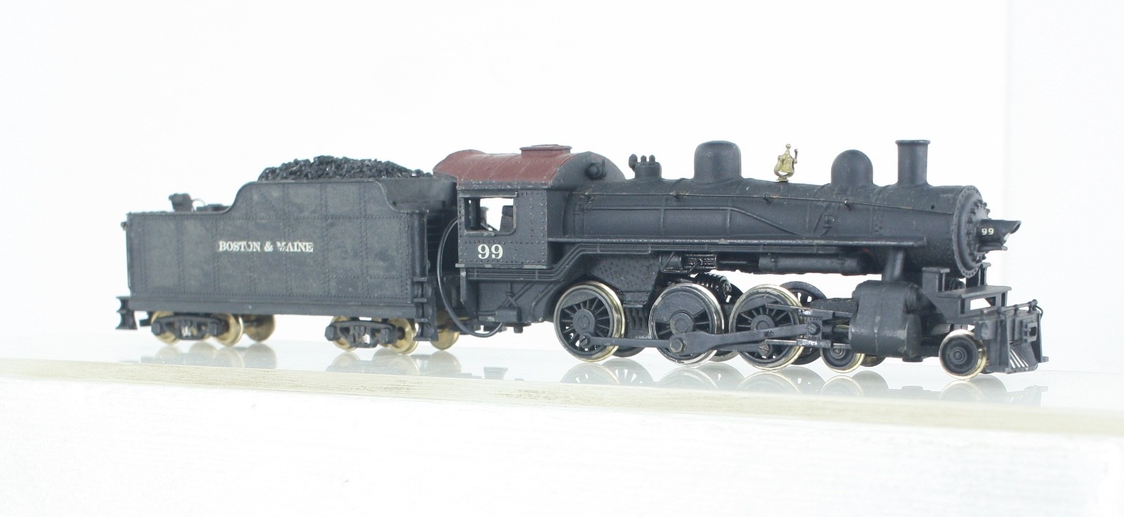HO Scale Varney Boston & Maine 4-6-0 Locomotive & Tender Runs Excellent