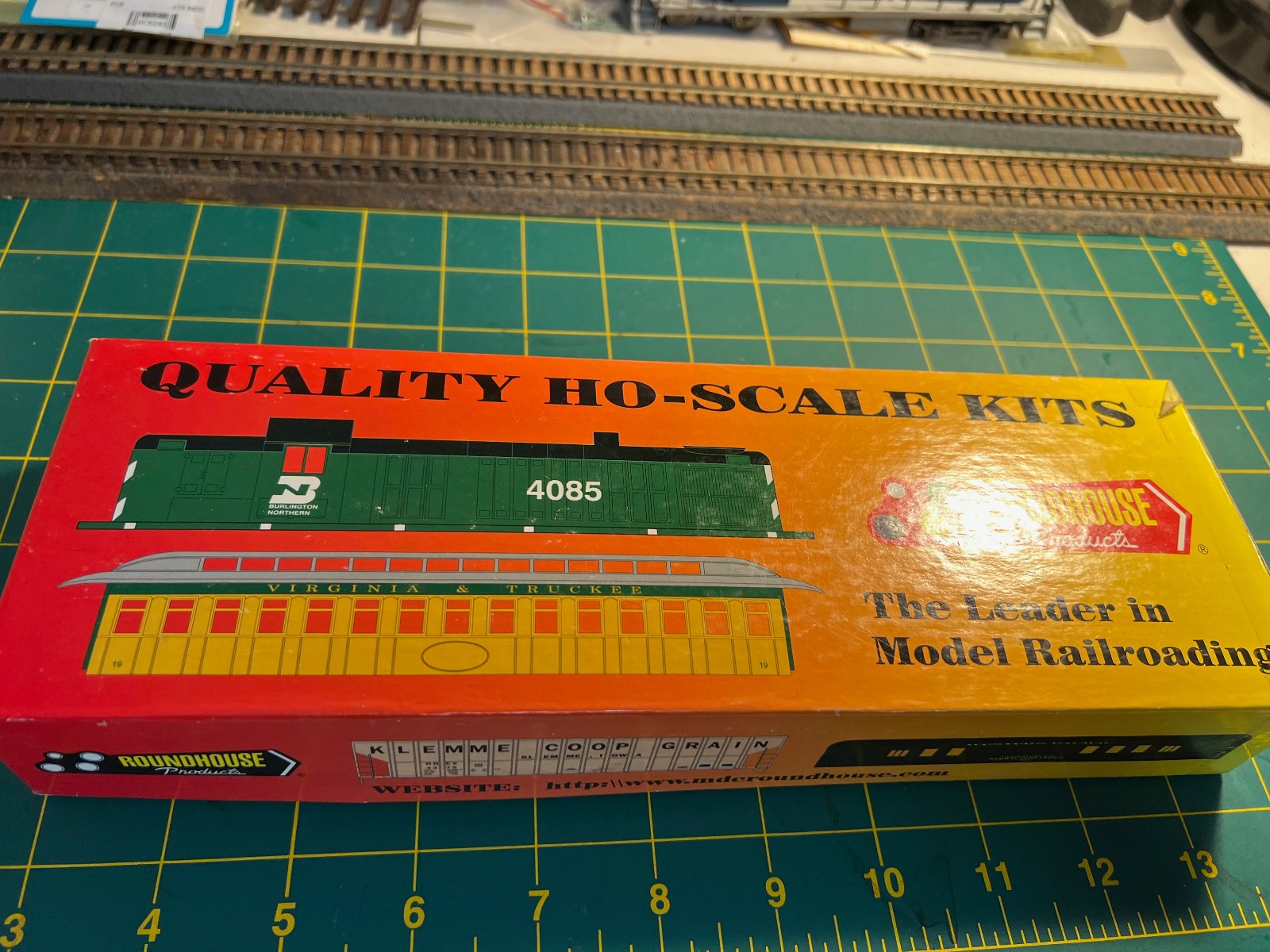 Roundhouse 2399 HO Alco RS-3 Diesel Locomotive Norfolk & Western 307 complete OB
