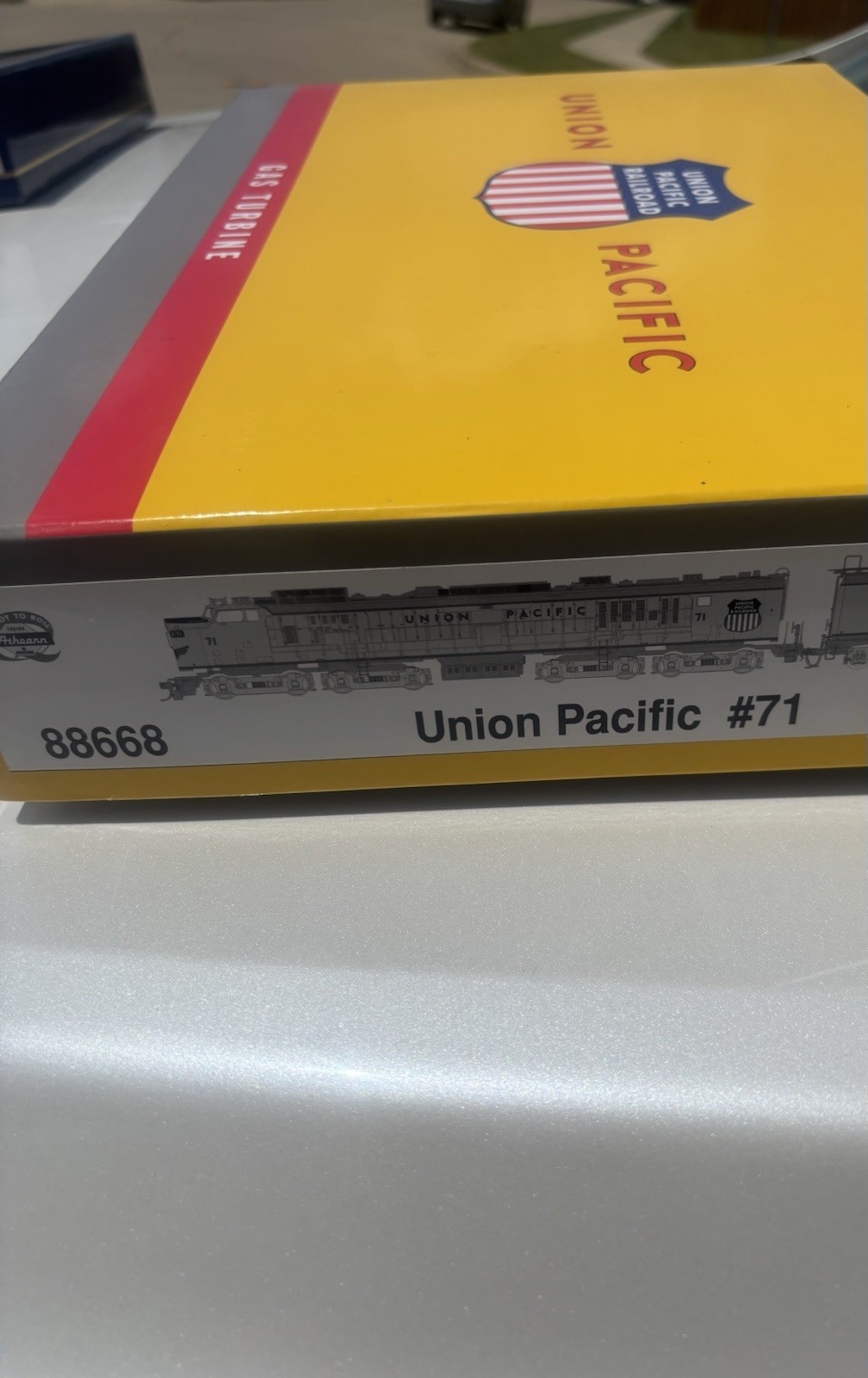 Athearn HO 1:87 Union Pacific Veranda Turbine #71 Analog/DC w/ Tender 88668
