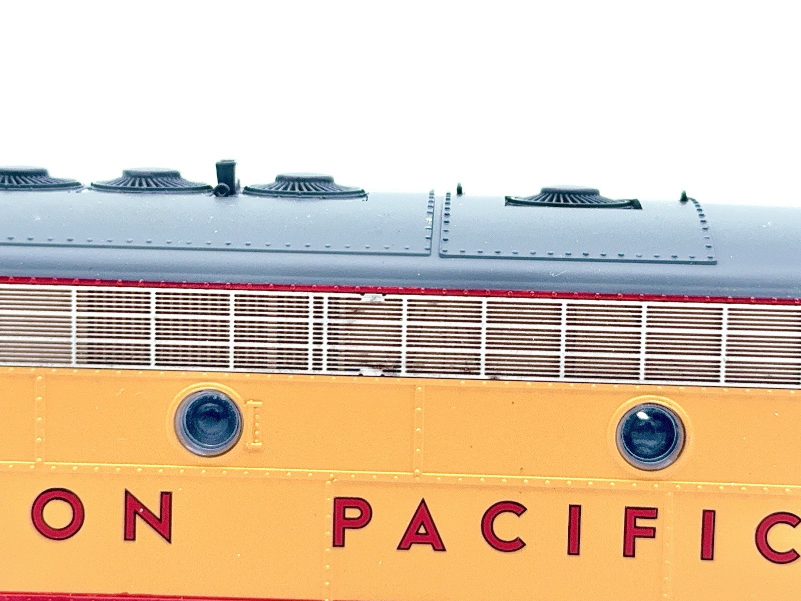 Broadway Limited – HO – UP – EMD F7B #1474C – Sound/DC – Powered – Train 5115
