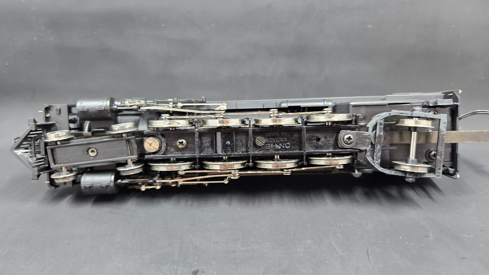 IHC HO 4-8-2 M630 AT&SF Santa Fe 3800 Steam Locomotive in Box