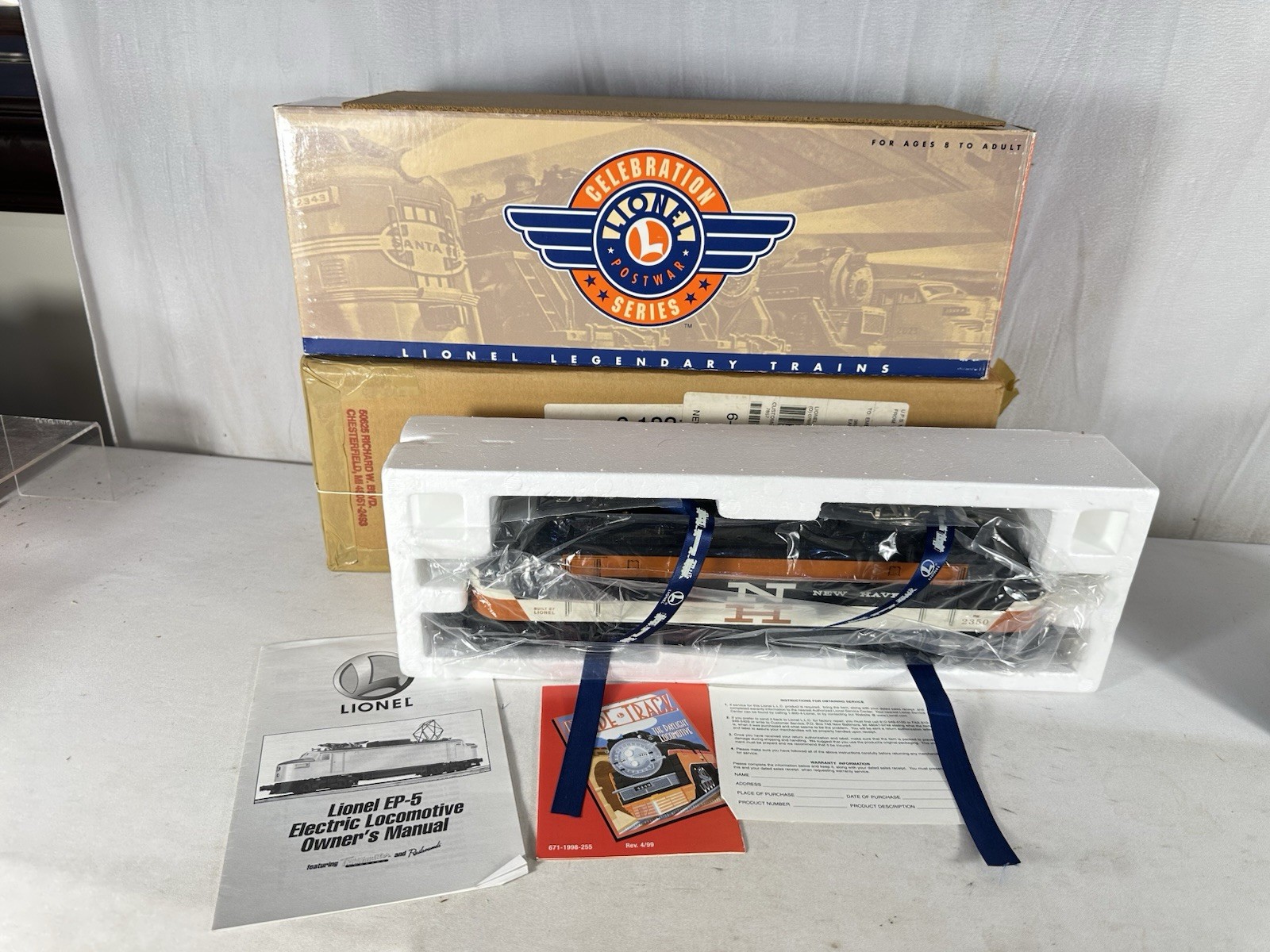 Lionel #6-18319 New Haven EP-5 Electric Loco w/ Box + Shipper!