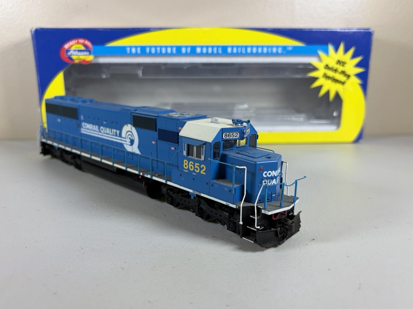 HO Athearn RTR DCC Ready Conrail(CSX Patch) SD50 #8652